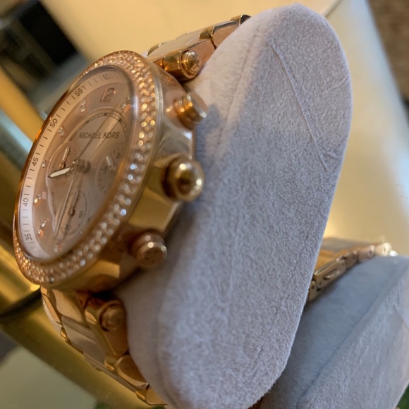 Rose Gold Michael Kors Watch - Picture 3 of 5
